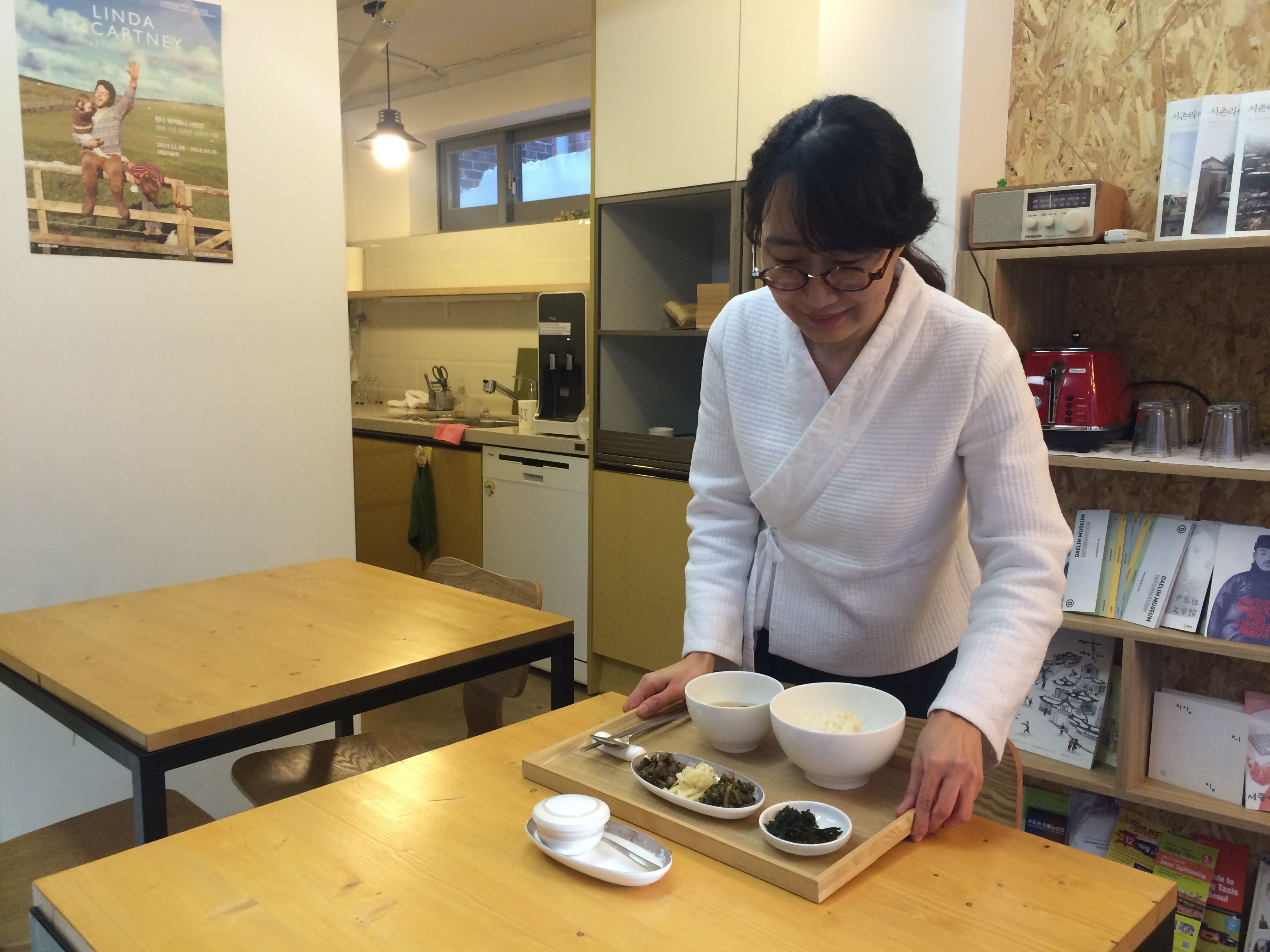 Tägliches inbegriffenes großes Frühstück