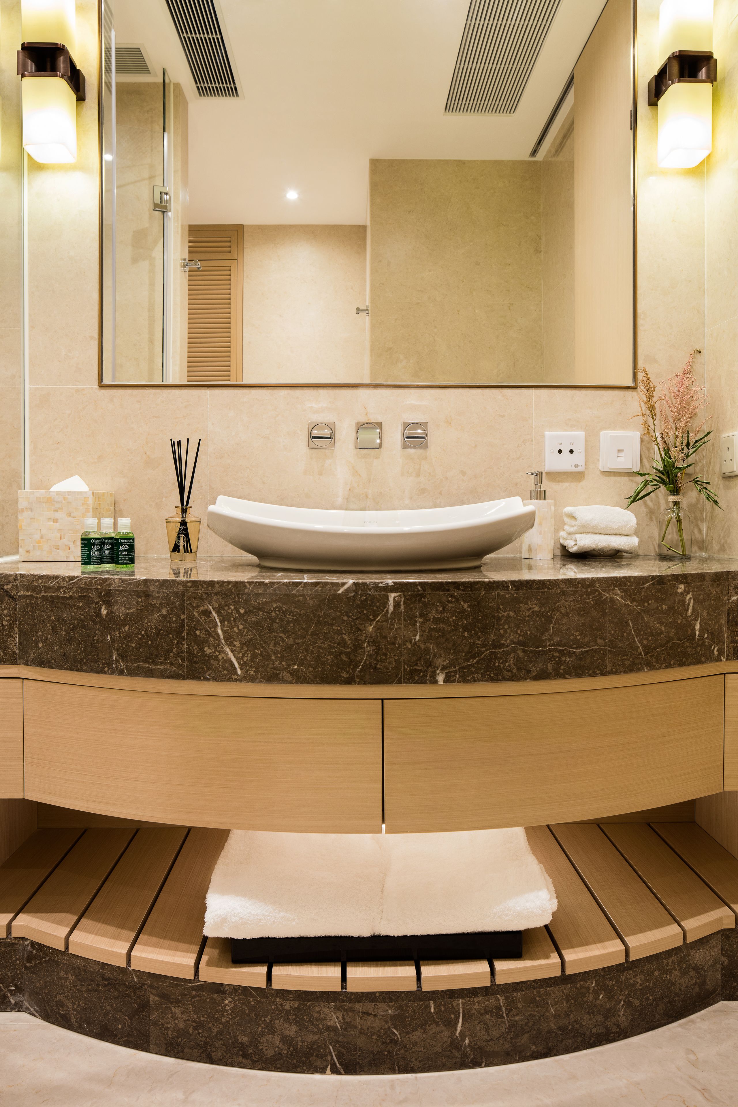 burlington suite | bathroom | shower, hair dryer, slippers, towels