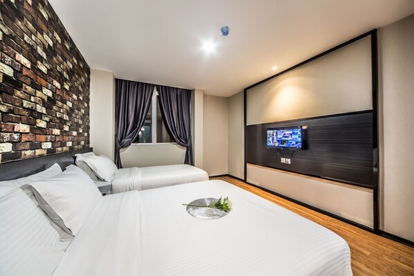 Free WiFi, bed sheets