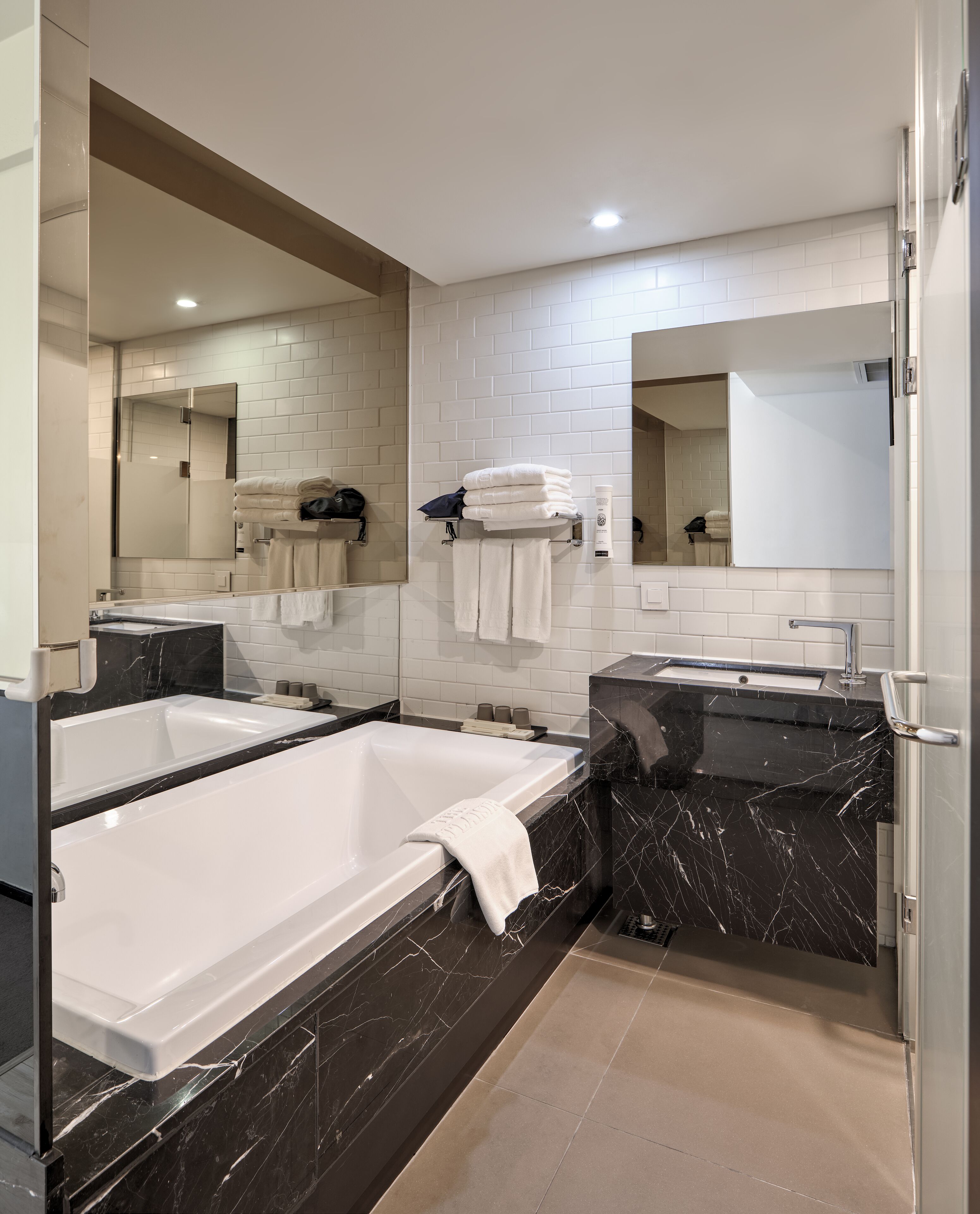 Photo - Sotetsu Hotels The Splaisir Seoul Myeongdong