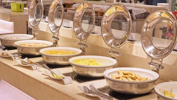 Daily buffet breakfast for a fee