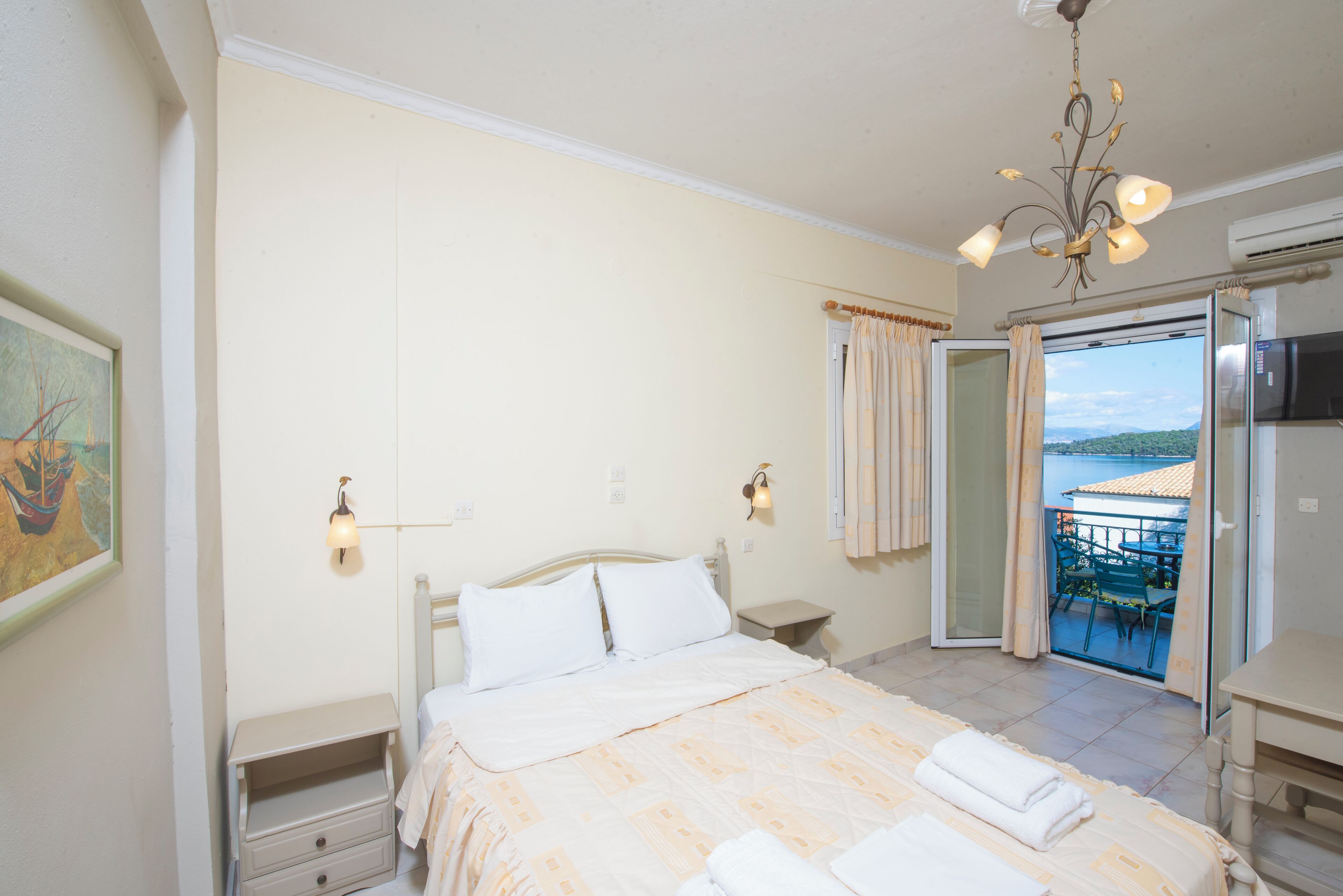 Apartment, 1 Schlafzimmer, Meerblick | Bettwäsche aus ägyptischer Baumwolle, hochwertige Bettwaren