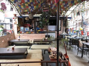 Local and international cuisine - Hotel Down Town (Kathmandu)