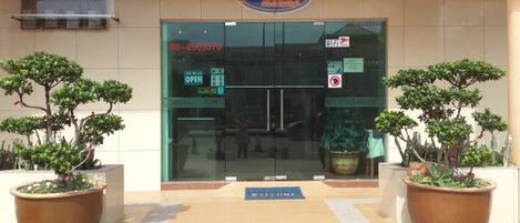 Entrée de l’hébergement