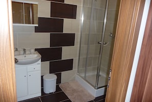 Shower, towels