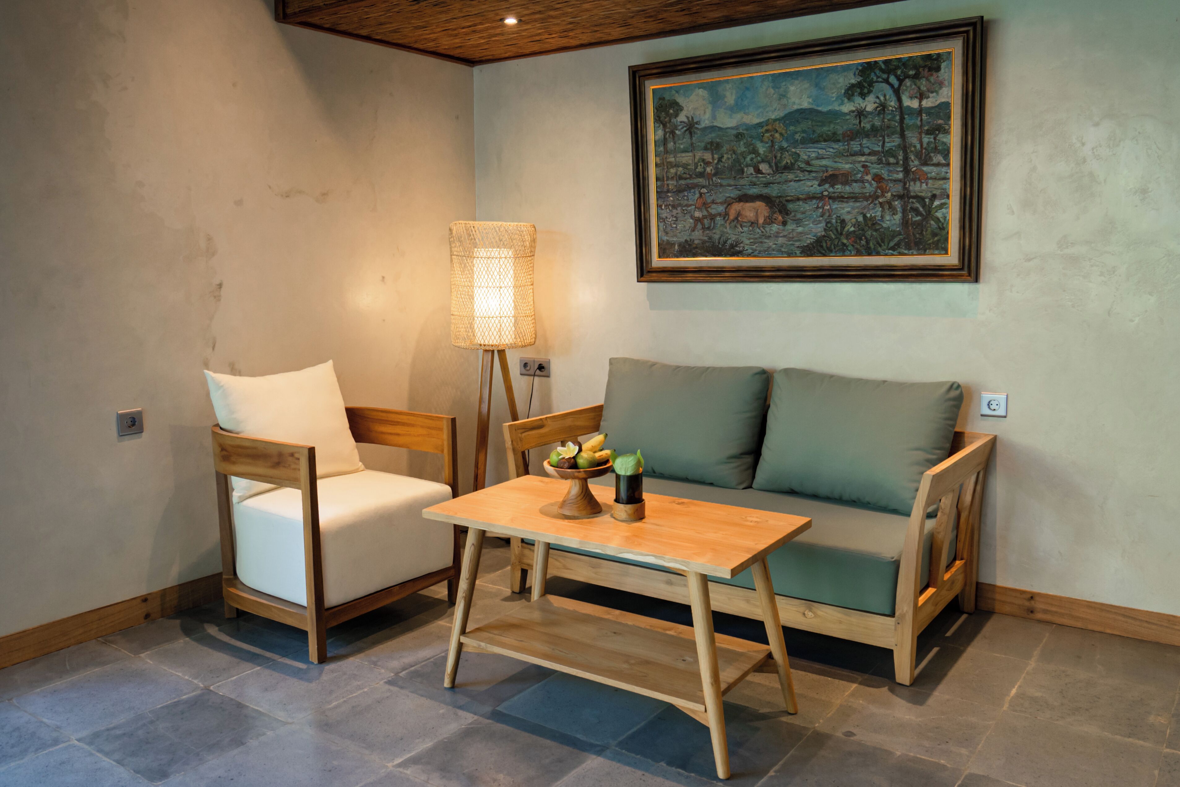 42-inch smart tv with digital channels, fireplace, dvd player