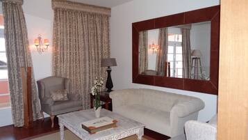 Presidential Suite | Living area