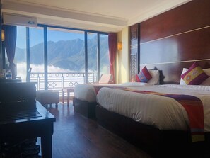Familien-Dreibettzimmer, Balkon, Talblick