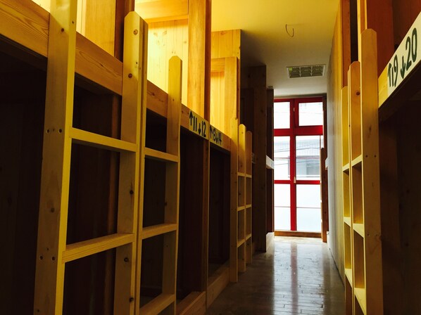 男女混合ドミトリー | WiFi (無料)