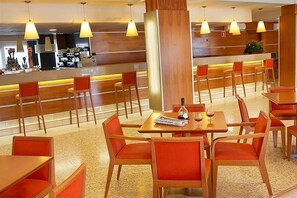 Bar (di hartanah)