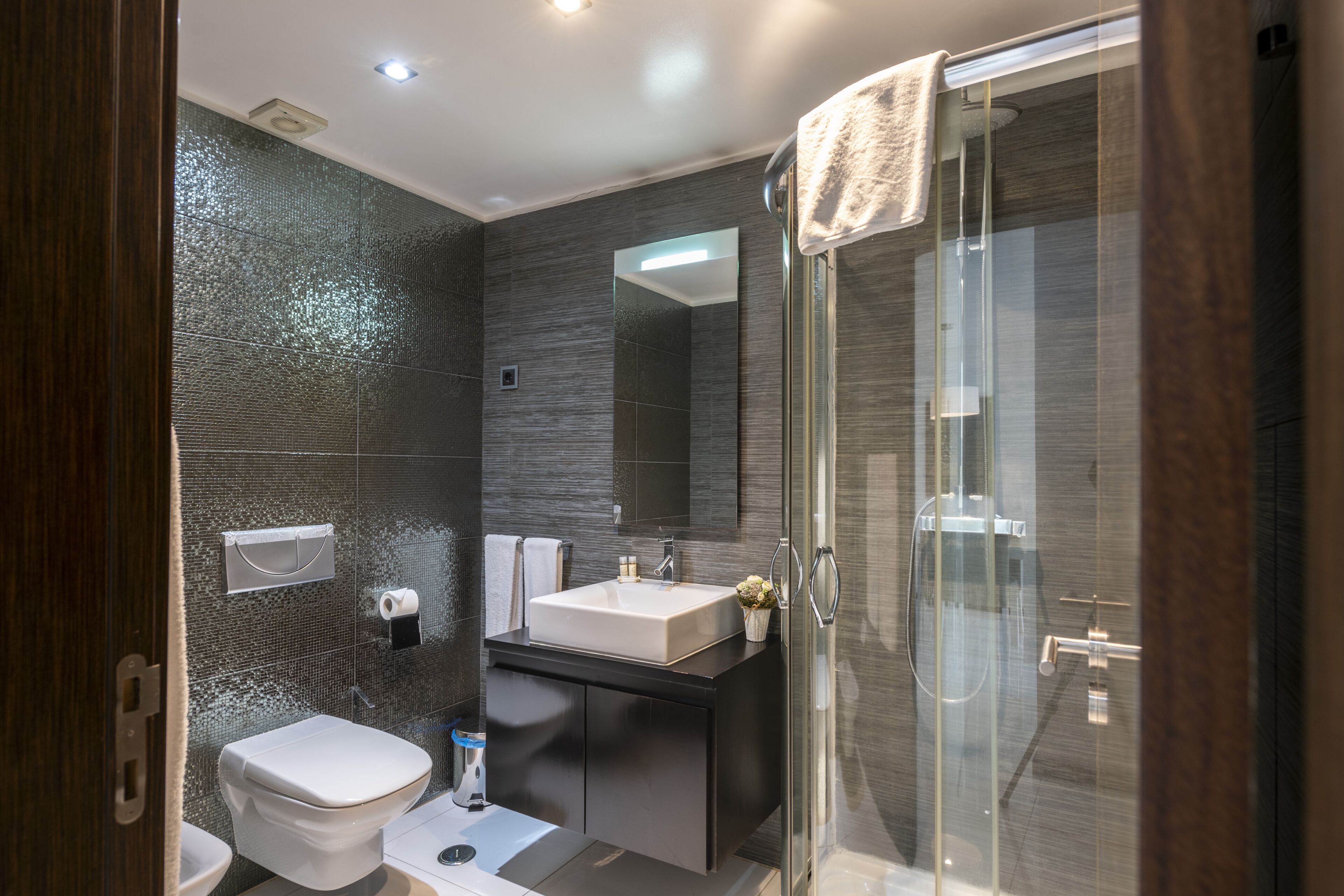 Photo - RK Suite Hotel