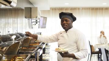 Free daily continental breakfast