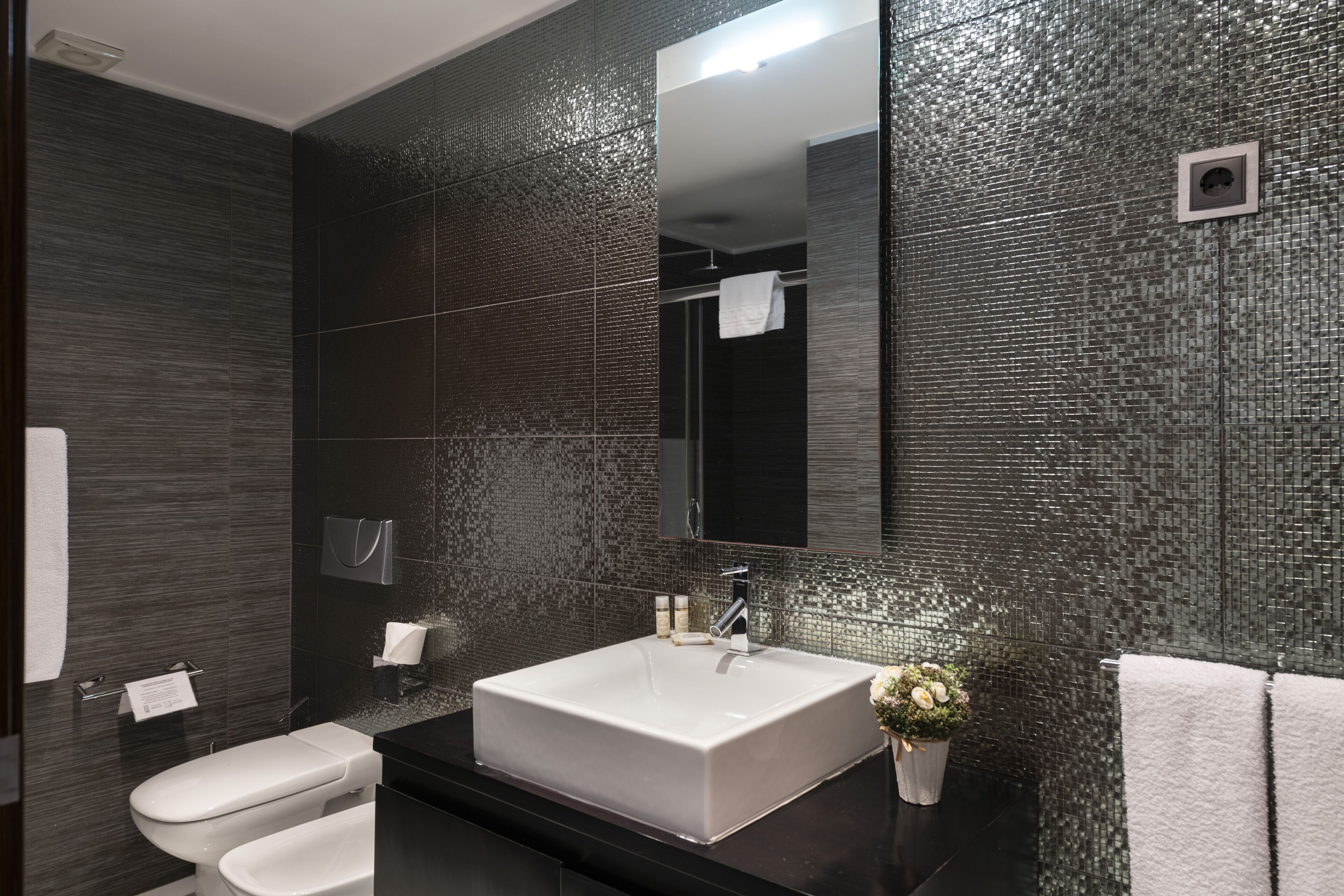 Photo - RK Suite Hotel