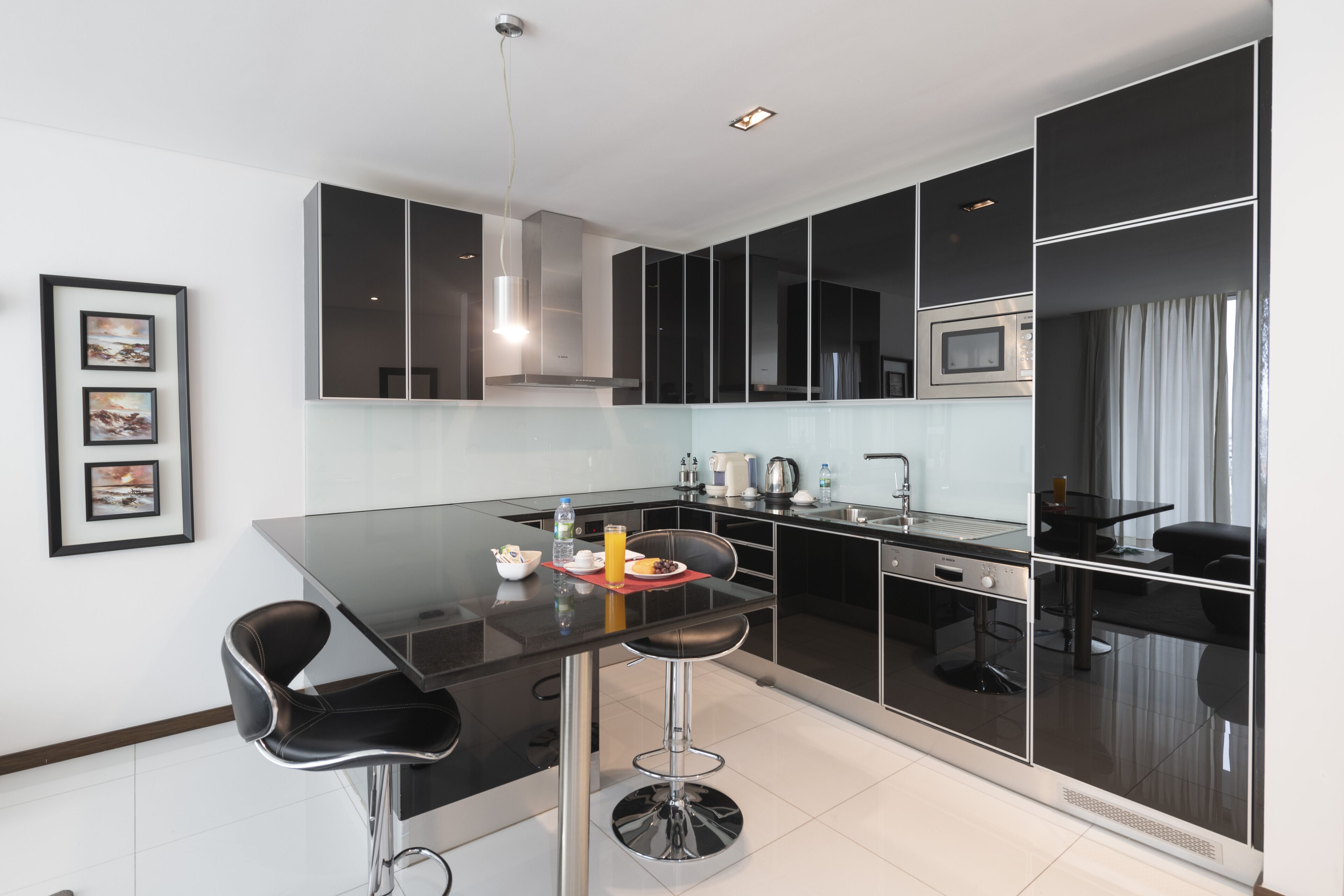 Cafetera expreso, cafetera/tetera, tetera/pava eléctrica