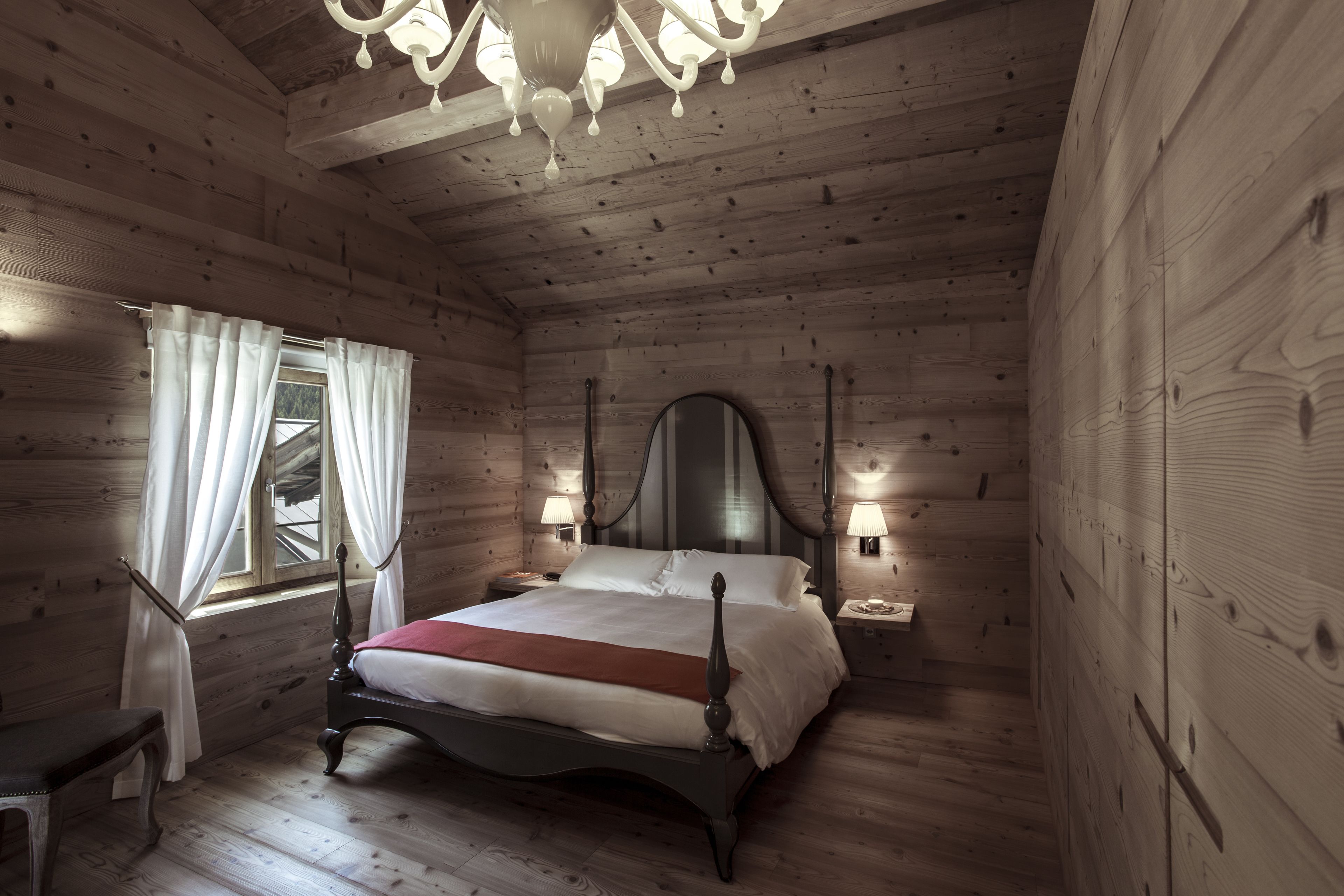 suite (colani suite) | minibar, in-room safe, blackout curtains, soundproofing