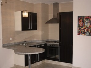 Apartamento conforto, suíte, vista para a piscina