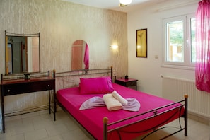 Iron/ironing board, free cots/infant beds, rollaway beds, free WiFi