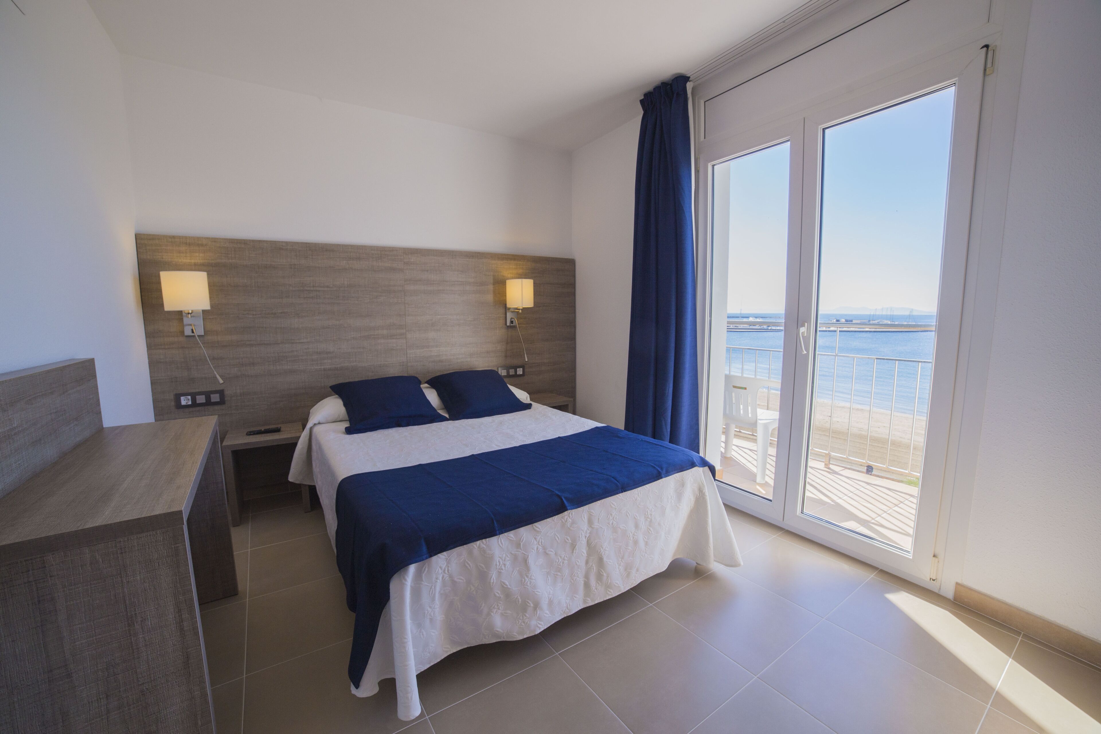 标准双人房或双床房, 海景 | 办公桌、遮光窗帘、免费婴儿床、免费 WiFi