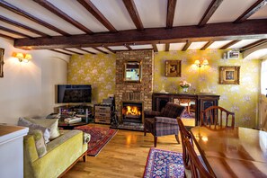 Mökki, 2 makuuhuonetta (Barley) | Oleskelualue | 46–tuumainen taulutelevisio, jossa digitaalikanavat