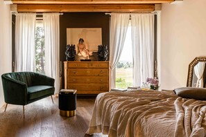 Premium bedding, down comforters, minibar, individually furnished - CasaVostra - Ambience Suites (Ostra Vetere)