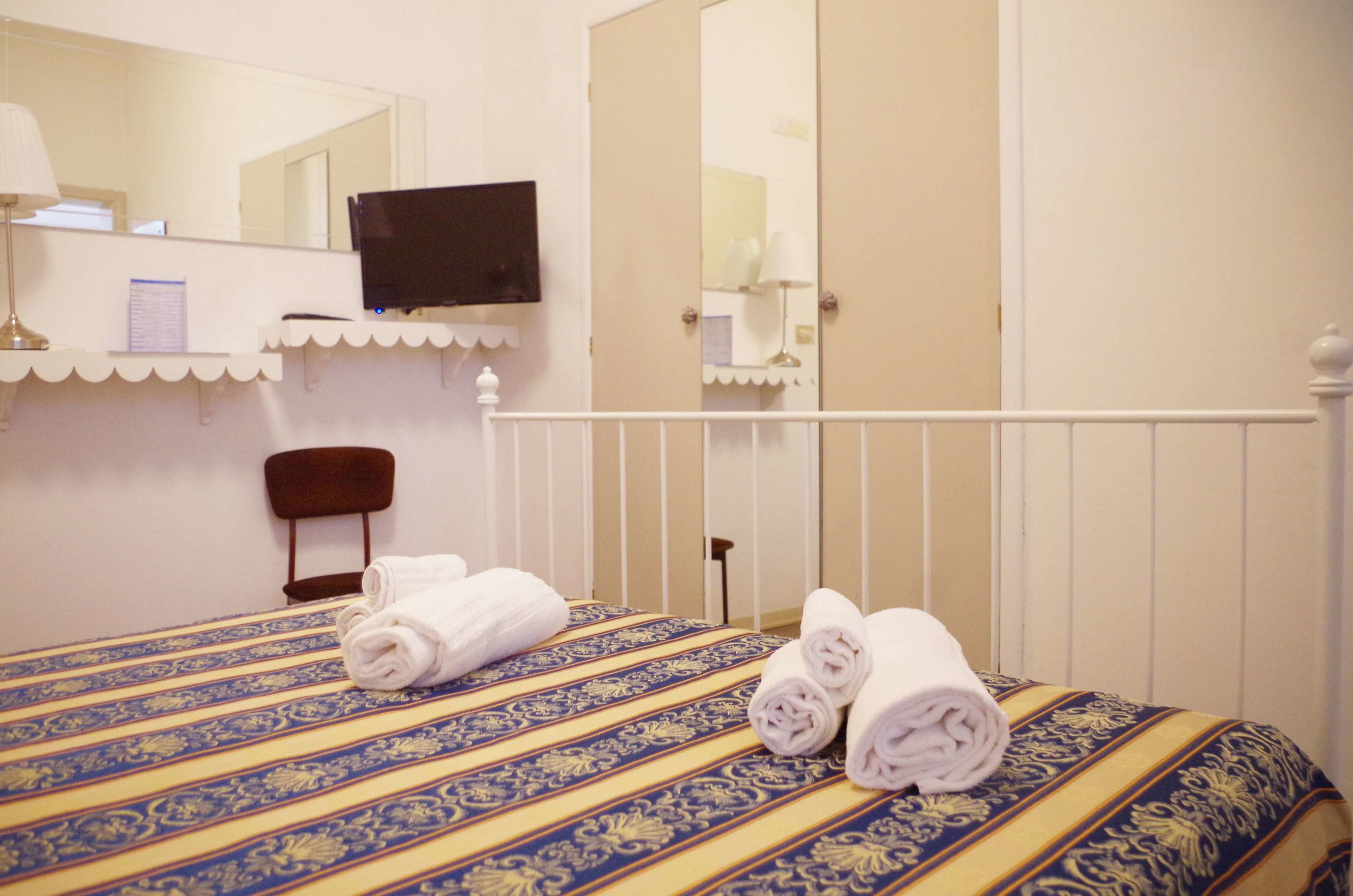 double or twin room | in-room safe, free wifi, bed sheets