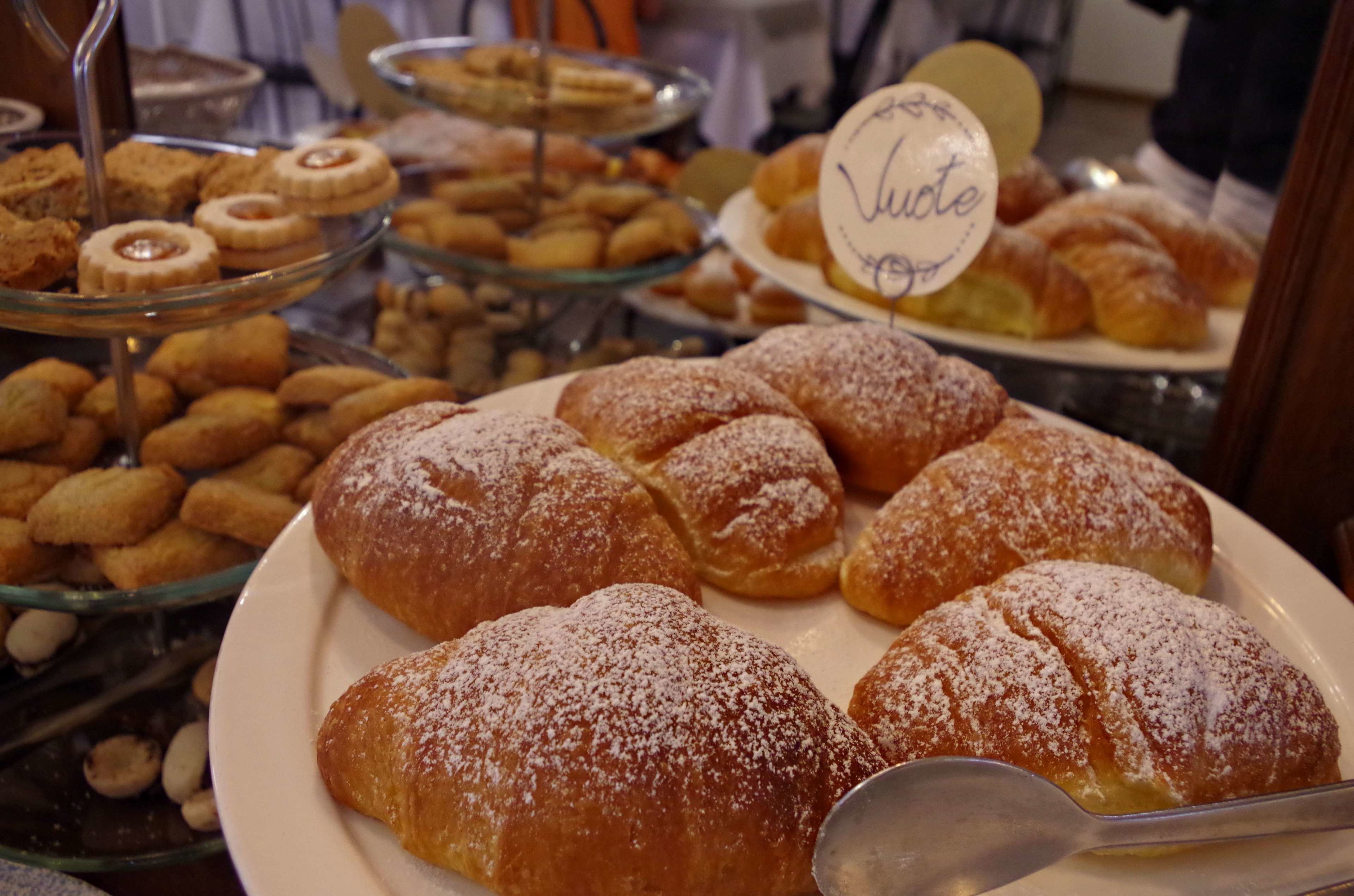 lunch and dinner served