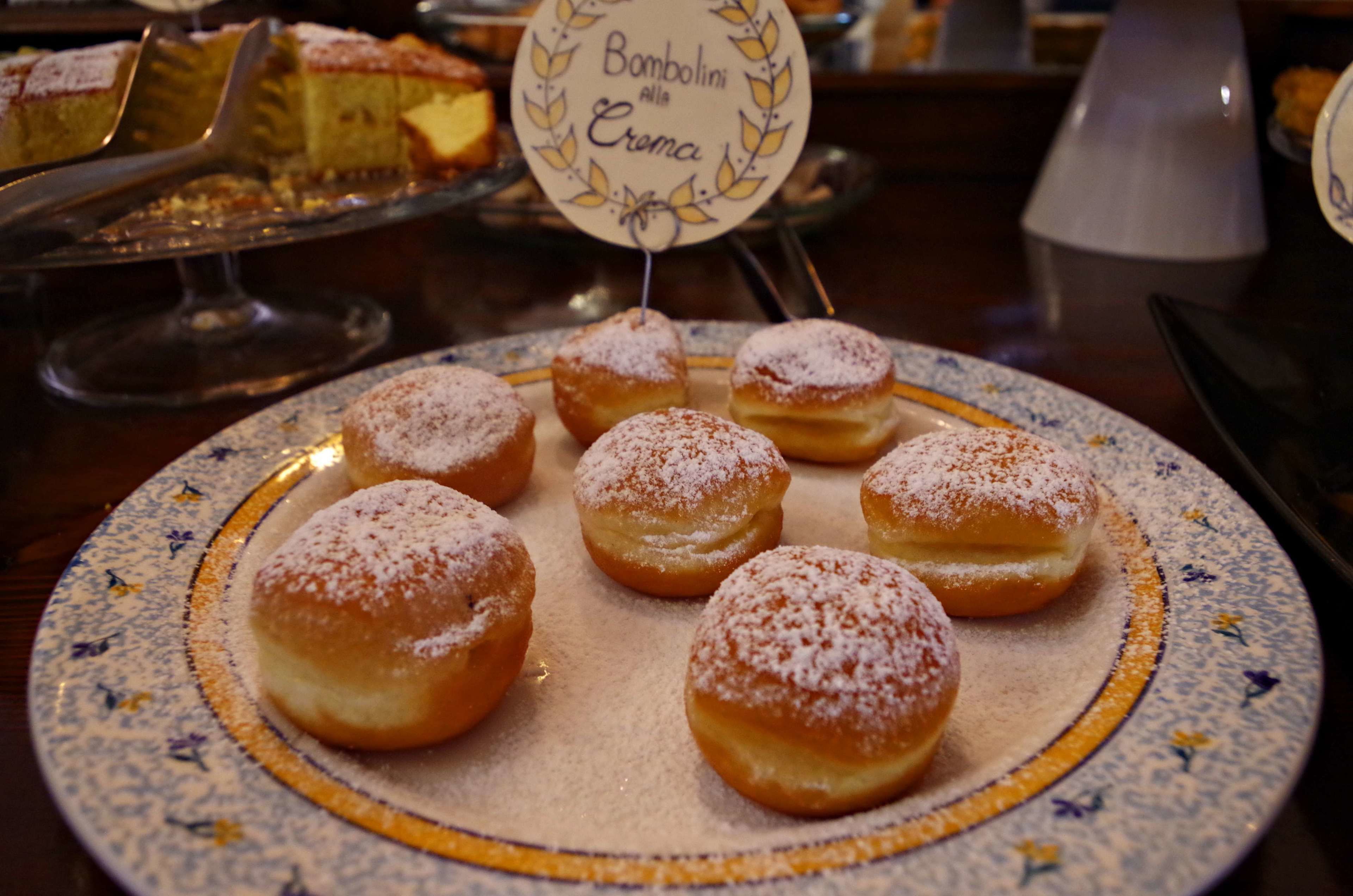 lunch and dinner served