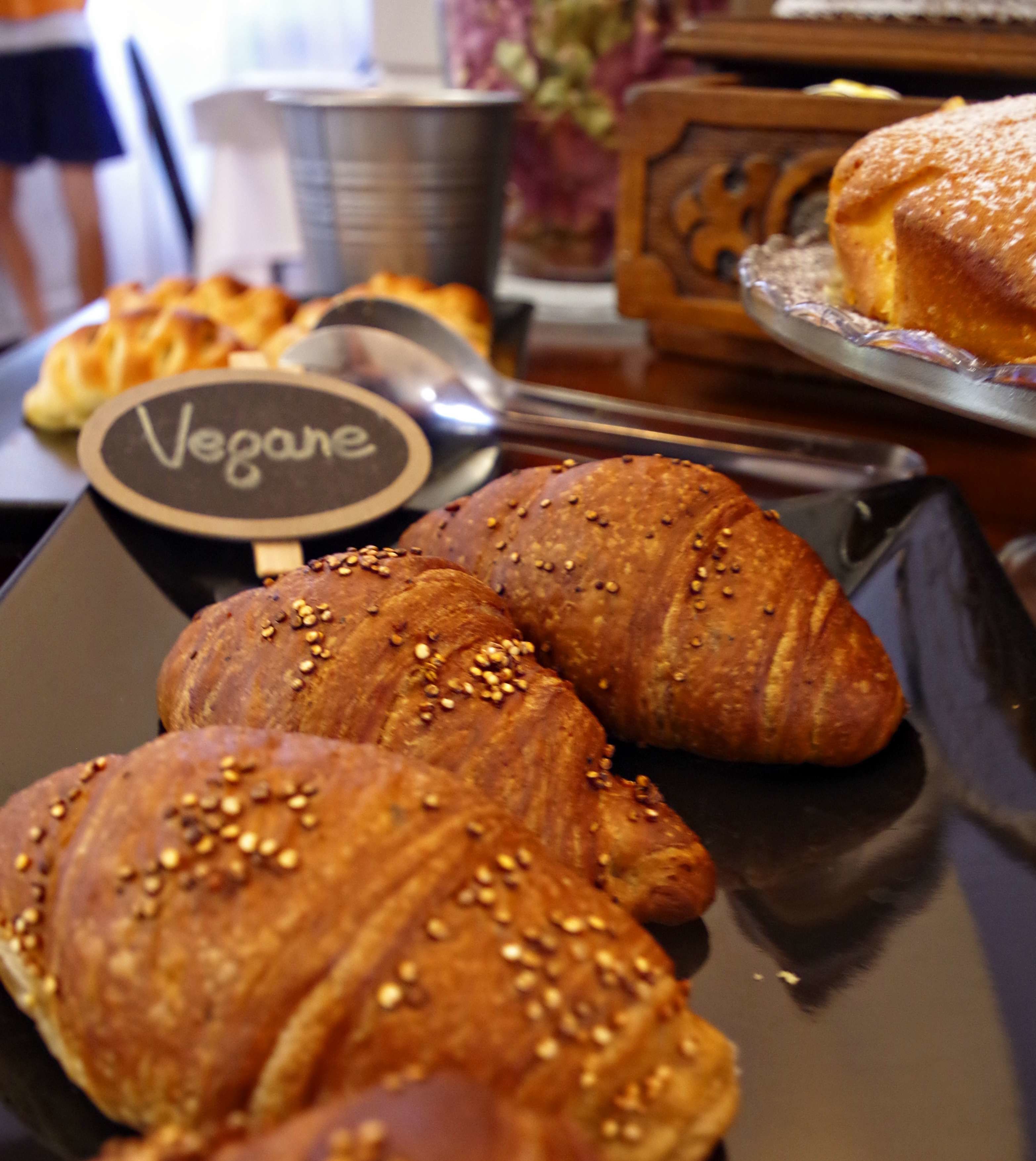 lunch and dinner served