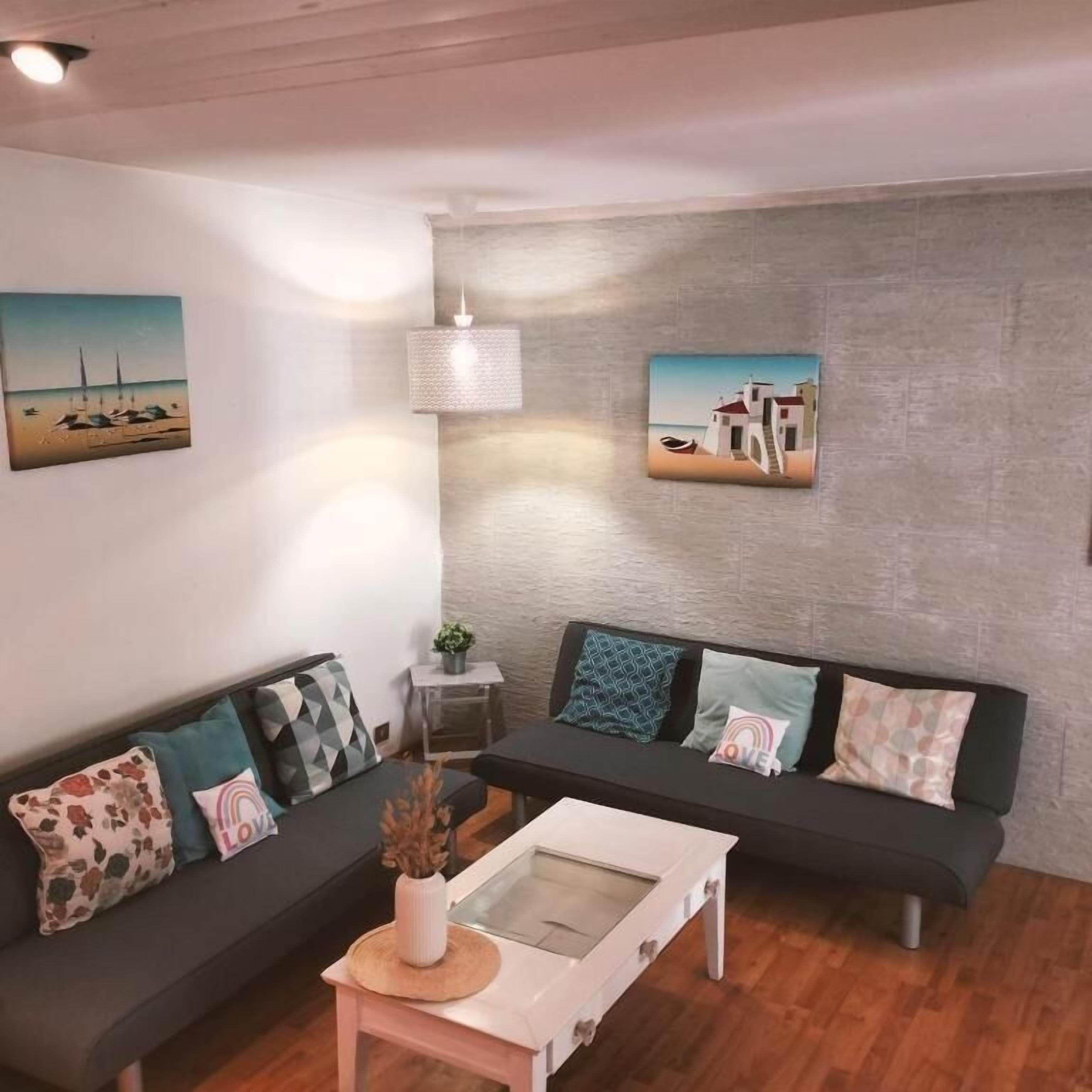 house | living area | flat-screen tv