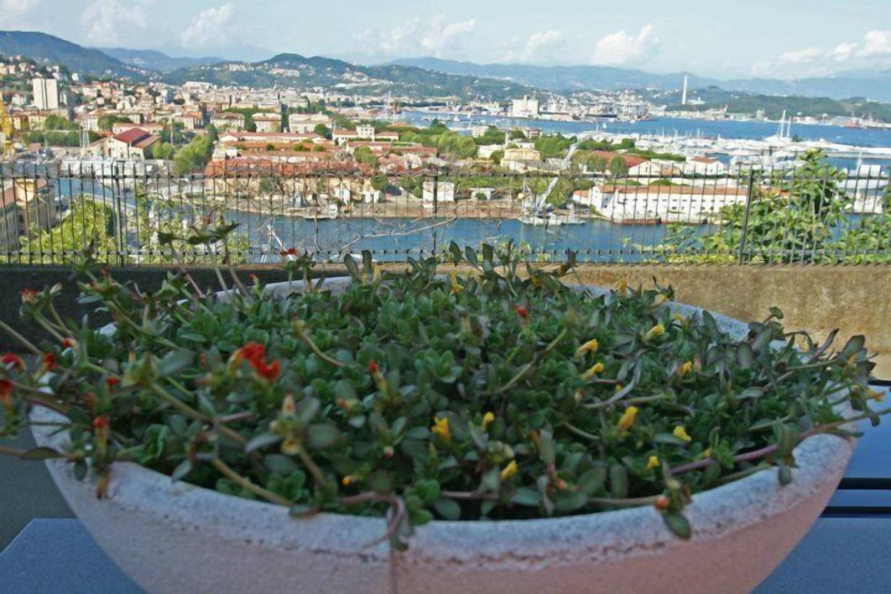 Foto - La Finestra Sul Golfo Affittacamere
