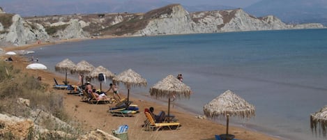 Una spiaggia nelle vicinanze