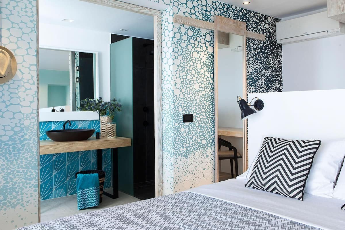 Panorama Sea View Suite with Jetted Tub | Hochwertige Bettwaren, Minibar, Zimmersafe, individuell dekoriert
