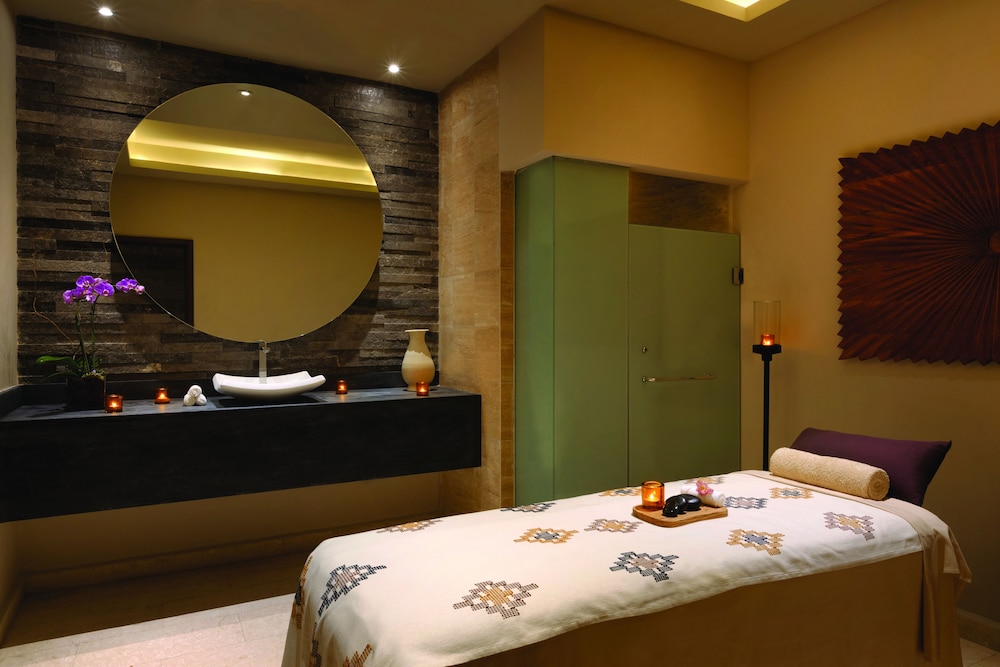 Turquoize at Hyatt Ziva Cancun - Adults Only by null