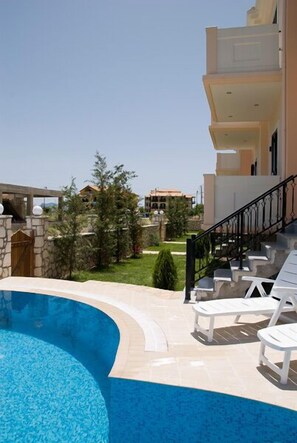 Piscina all'aperto