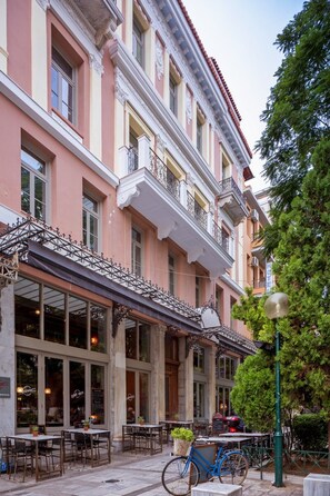 Front of property - Emporikon Athens Hotel (Athens)