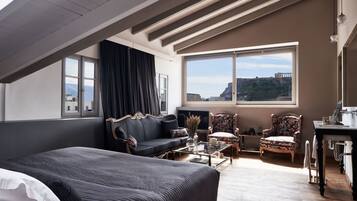 Minibar, in-room safe, desk, soundproofing