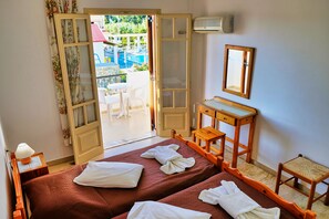 Studio Standard | Literie de qualité supérieure, coffres-forts dans les chambres