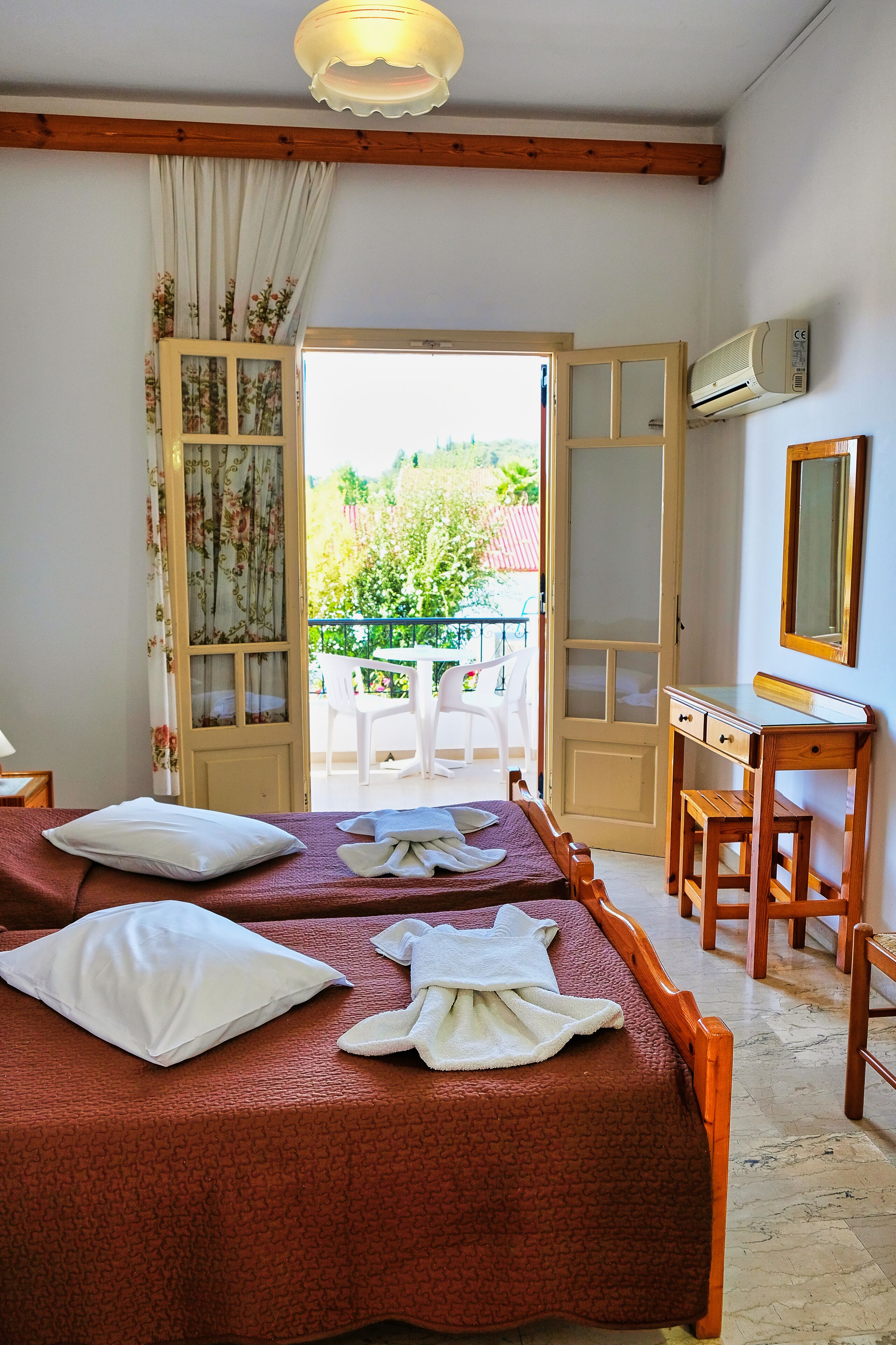 Estúdio standard | Roupas de cama premium, cofres nos quartos, cortinas blackout