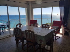 Apartment, 2 Bedrooms (6 people, 5th floor - nº 23) | In-room dining