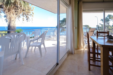 Apartment, 2 Bedrooms (6 people, 1st floor - nº 3) | Terrace/patio