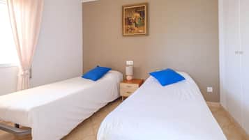 Appartement, 2 slaapkamers (6 people, 3rd floor - nº 13) | Verduisterende gordijnen, een strijkplank/strijkijzer, gratis wifi