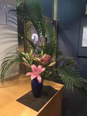 Termasuk sarapan Eropah setiap hari