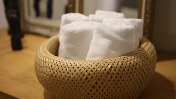 Family Room | Free WiFi, bed sheets