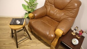 واي فاي مجانًا وملاءات أسرّة