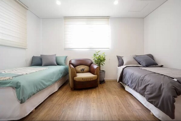 غرفة لفردين | واي فاي مجانًا وملاءات أسرّة