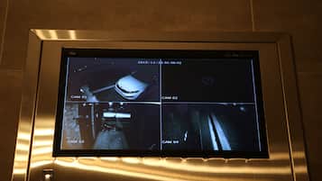 Pintu masuk interior
