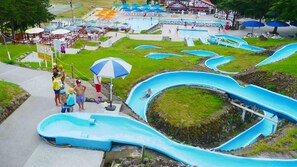 Outdoor pool - Hotel Green Plaza Joetsu (Minamiuonuma)