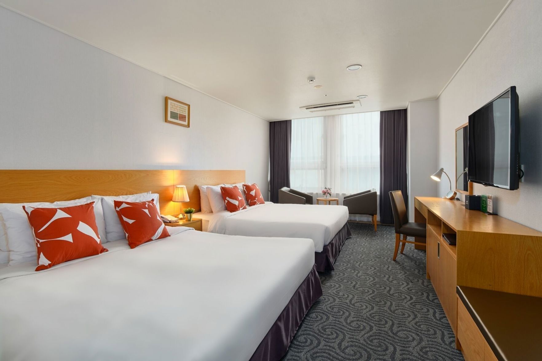 Lydisolert, wi-fi (inkludert) og sengetøy