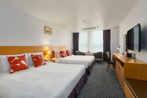 Soundproofing, free WiFi, bed sheets - Hotel Atrium (Seoul)