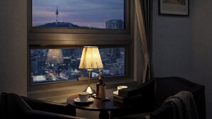 Soundproofing, WiFi (free), bed sheets - Hotel Atrium Seoul Jongno (Seoul)